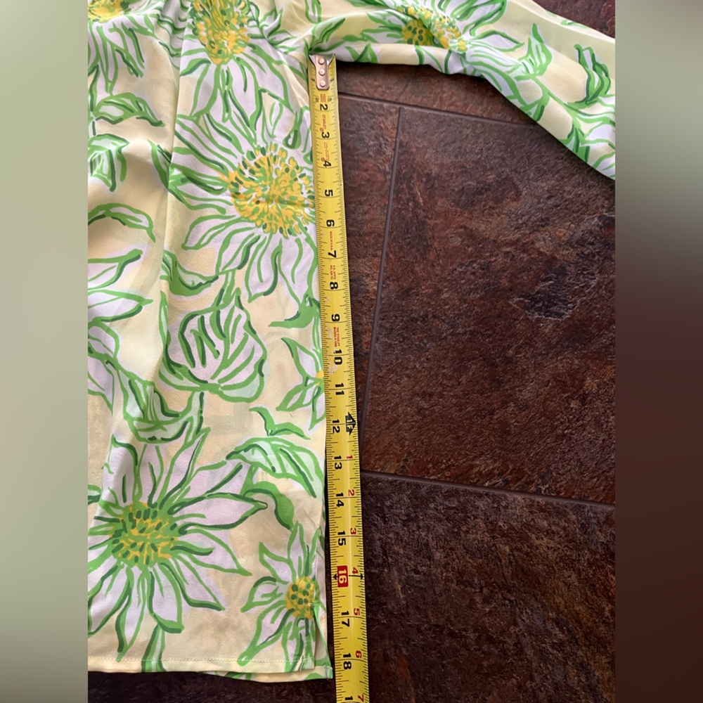 Women’s Lilly Pulitzer Elsa yellow silk top. Limoncello sunbelievable. Medium - Picture 12 of 14